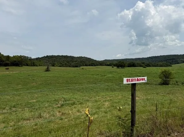 TRACT 4 N #L, Horse Cave, KY 42749