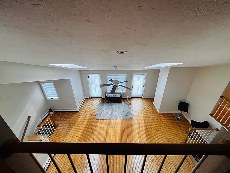 44 Livingston Dr #1 — Photo 7