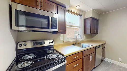 2941 Monroe St #2 — Photo 7