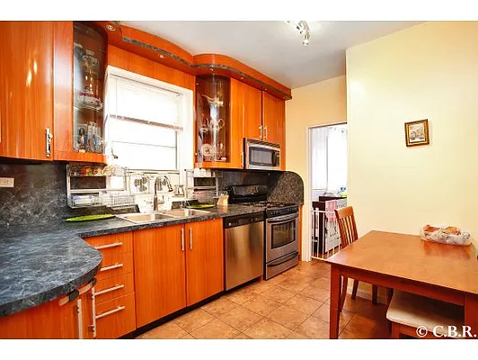 Sold by Coldwell Banker Reliable Real Estate | media 27