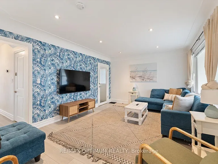 1019 Beach Blvd — Photo 13