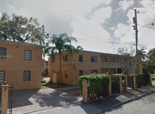 6170 SW 62nd Ter APT 8, South Miami, FL 33143