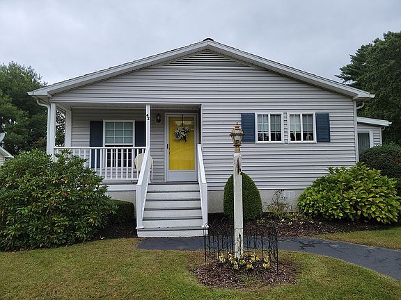 2nd image of 42 Fieldwood Dr