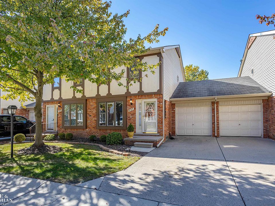 1st image of 207 Pineview Ct