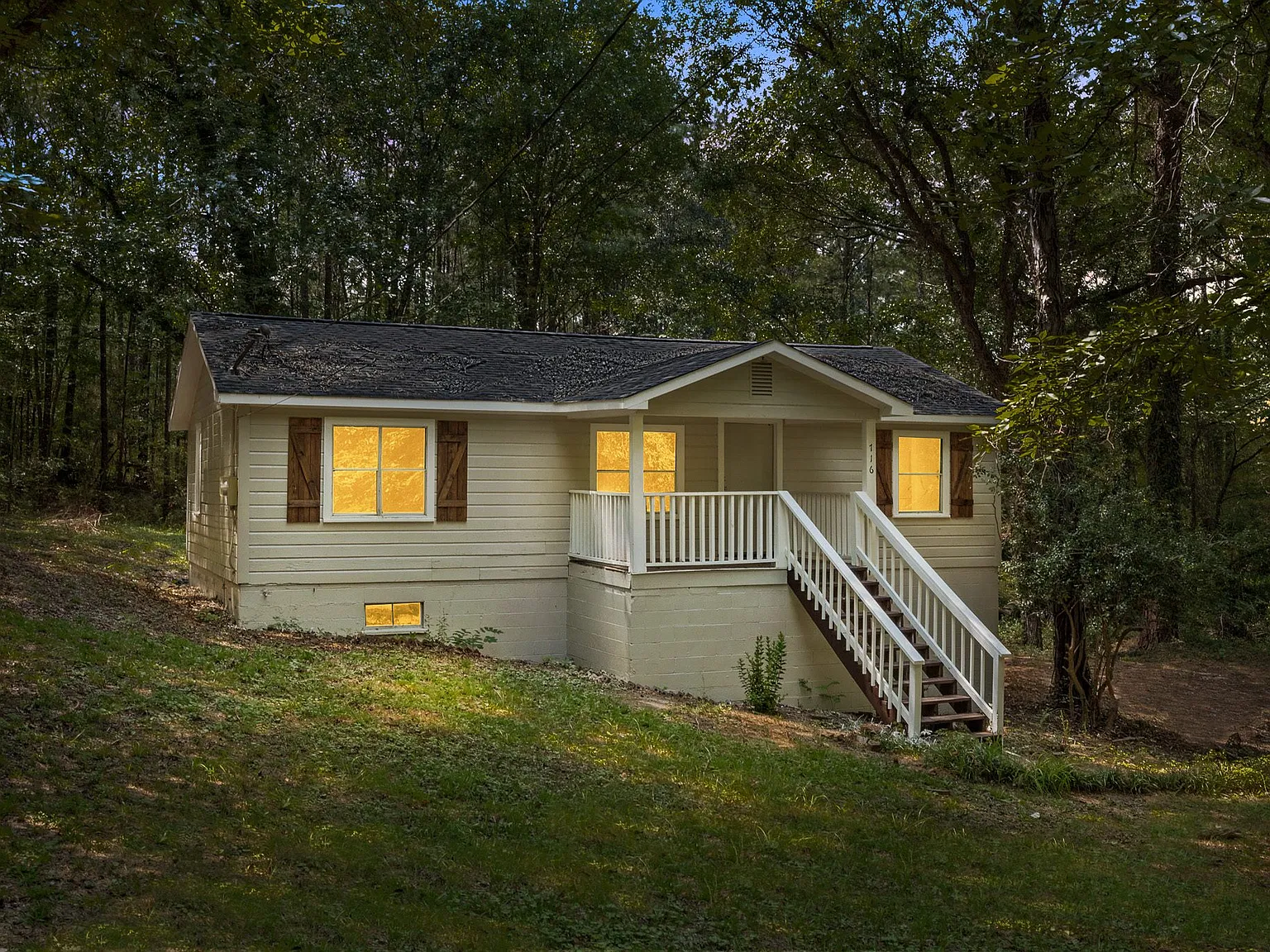 716 Crescent Ridge Road - 1 — Photo 2
