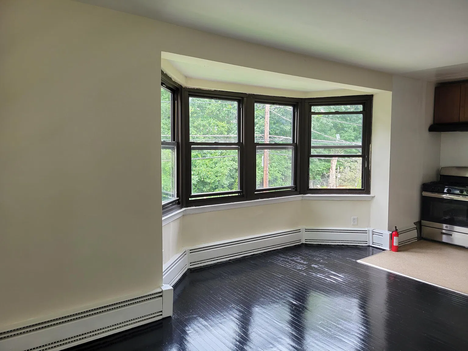 1 bed, $1,275 — Photo 3