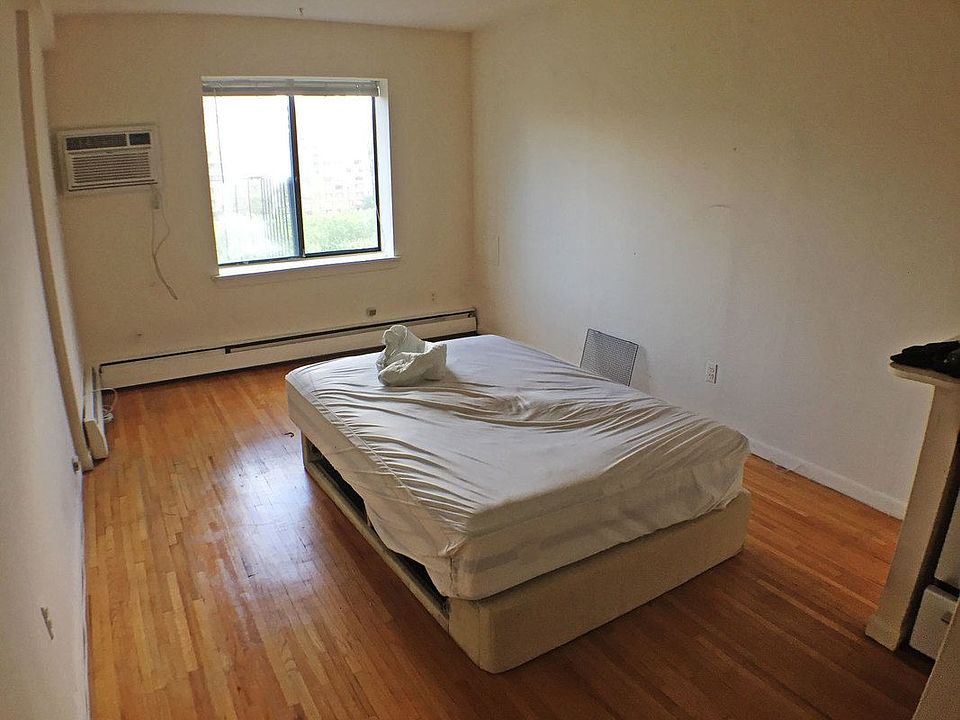 1st image of 790 Amsterdam Ave #7X