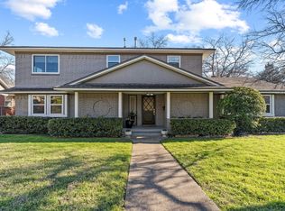 9304 Springwater Dr, Dallas, TX 75228