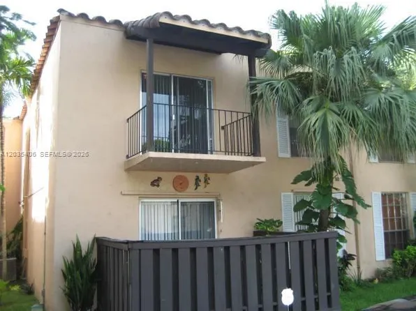 10790 N Kendall Dr APT C24, Miami, FL 33176