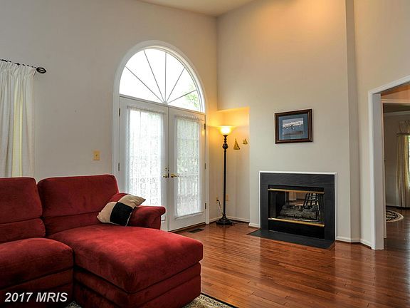 3rd image of 5401 Castle Bar Ln