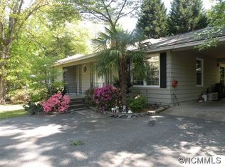 110 Woodland Dr, Tryon, NC 28782