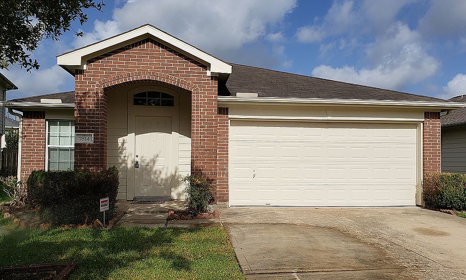 1st image of 7814 Royal Cliff Ct