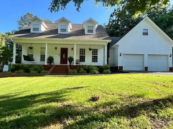 608 Elm Cir SW, Russellville, AL 35653