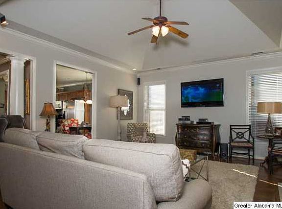 5th image of 2412 Abbeyglen Pl
