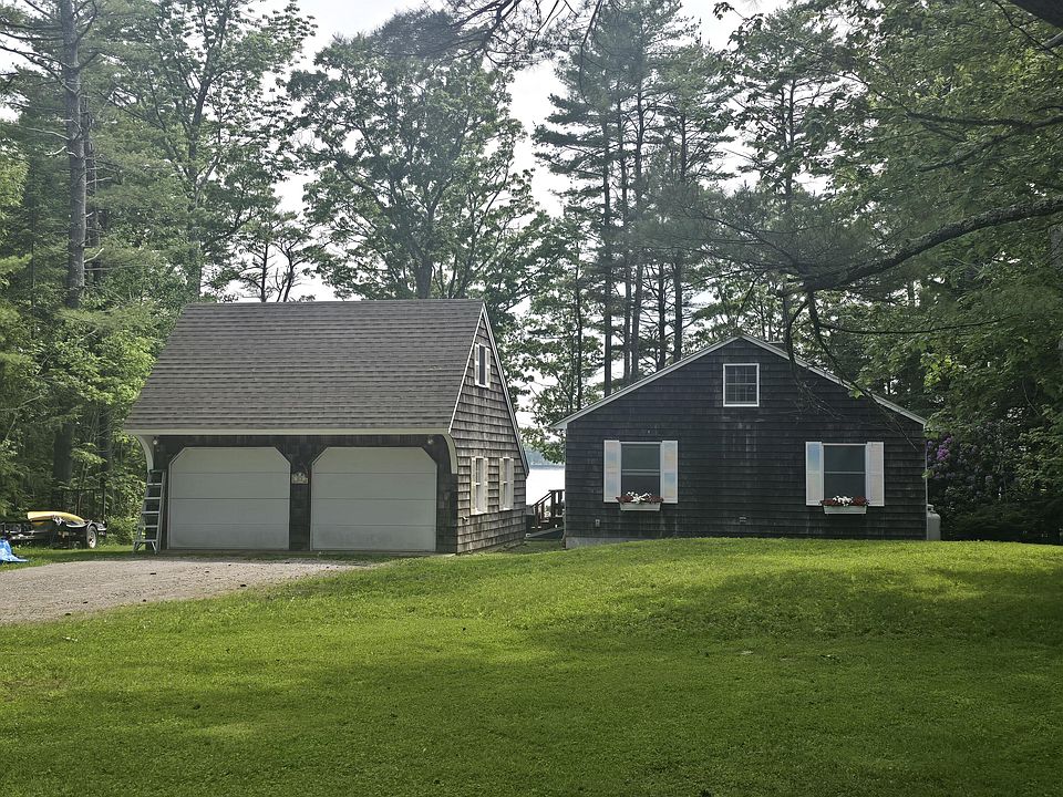 1st image of 83 Broadcove Road E