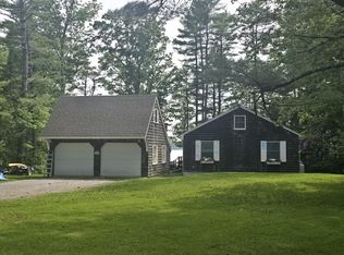 83 Broadcove Rd E, Waldoboro, ME 04572
