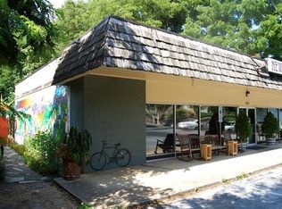 960 W Beverley St, Staunton, VA 24401