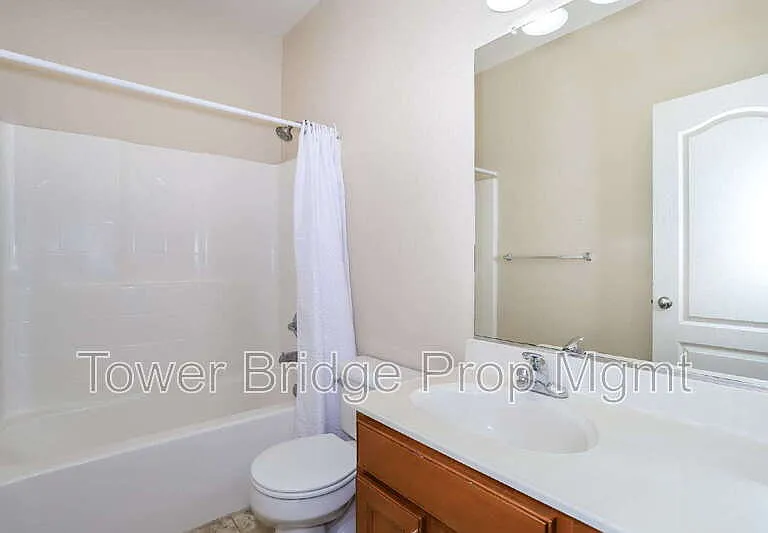 3301 N Park Dr #1411 — Photo 12