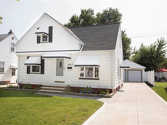 2nd image of 4577 Forest Edge Dr