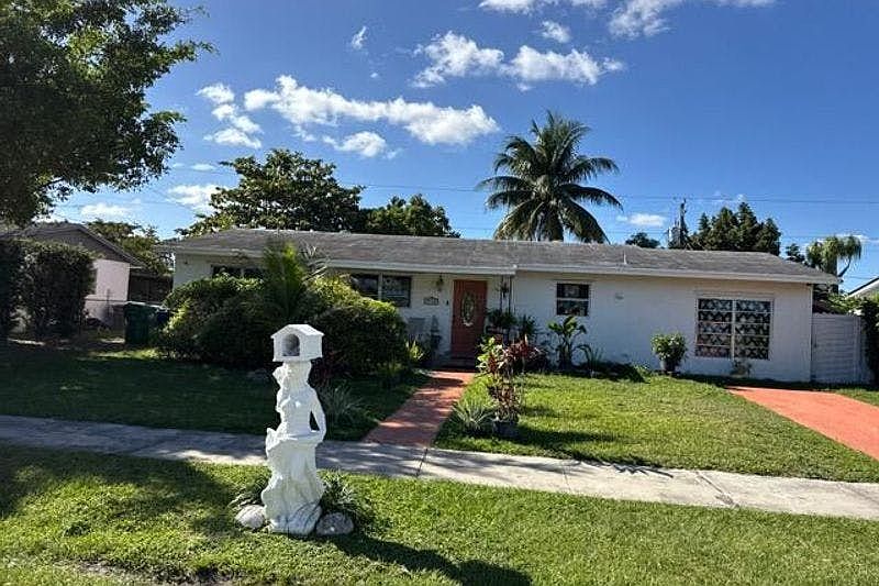1st image of 17110 SW 117th Ave