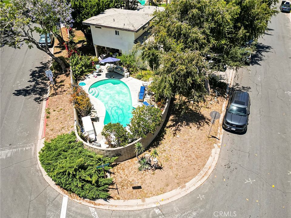 1st image of 348 Calle De Andalucia