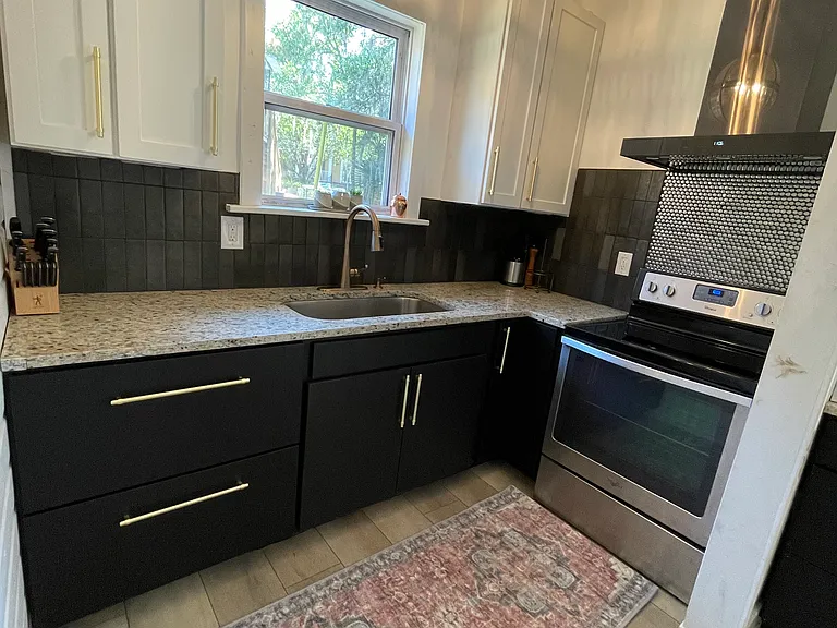 213 Bayou Blvd — Photo 9