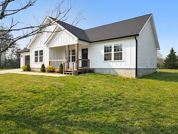 3rd image of 138 Orchard Grass Ln
