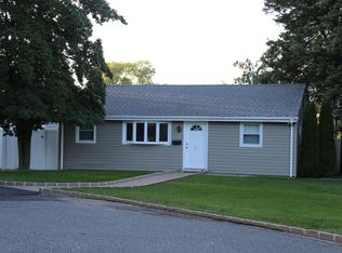 1025 Lynn Ave, Point Pleasant Beach, NJ 08742