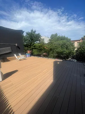 Rented by Standard Living Realty Inc | media 22