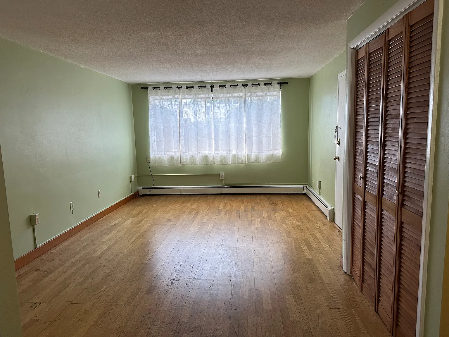 2 bed, 809 sqft, $2,650 — Photo 2