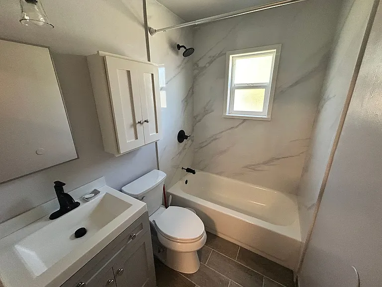 131 S Olive Ave — Photo 15