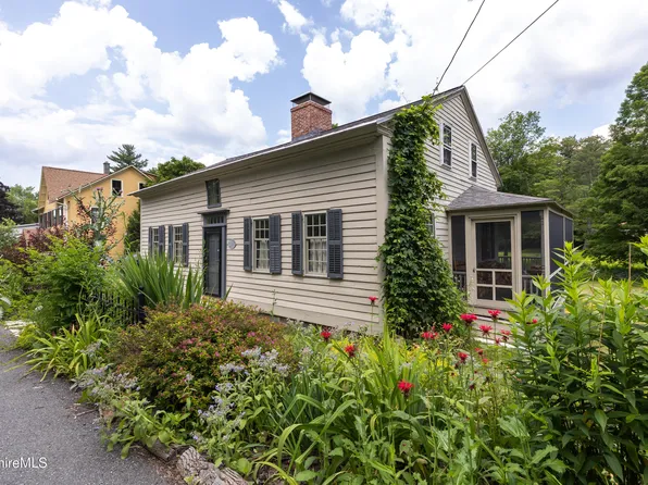 7 Stockbridge Rd, West Stockbridge, MA 01266