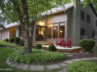 5347 Black Oak Dr, Fairfax, VA 22032