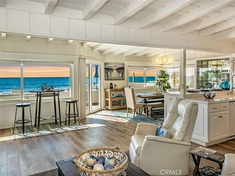 35325 Beach Rd — Photo 8