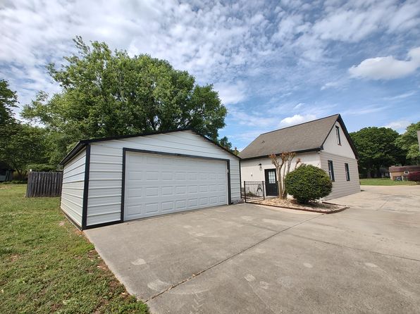 8478 Rocky River Rd #A, Harrisburg, NC 28075