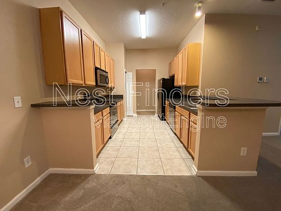 3rd image of 7060 Deer Lodge Cir Unit 110