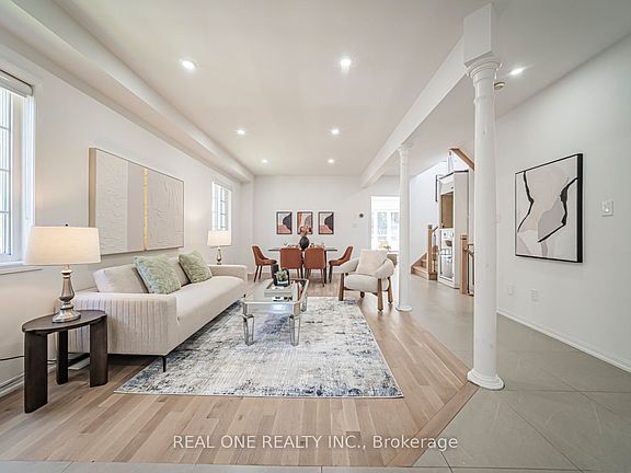 3rd image of 35 Formosa Dr