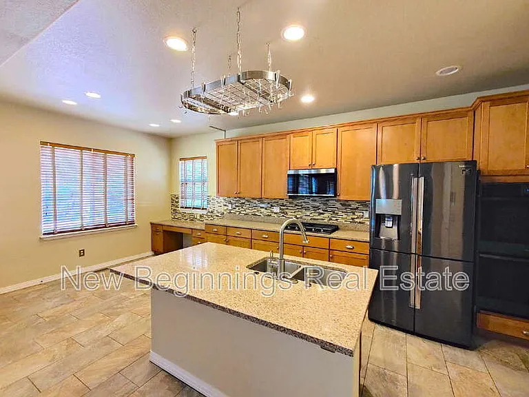 8742 Stony Creek Dr — Photo 8