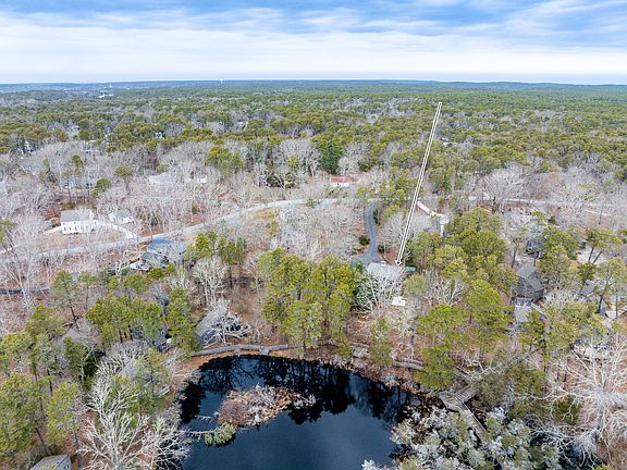 3rd image of 88 Cottontail Road