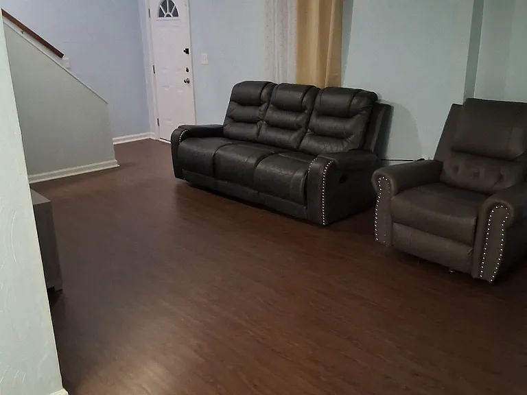 1801 Roanoke Ave — Photo 1
