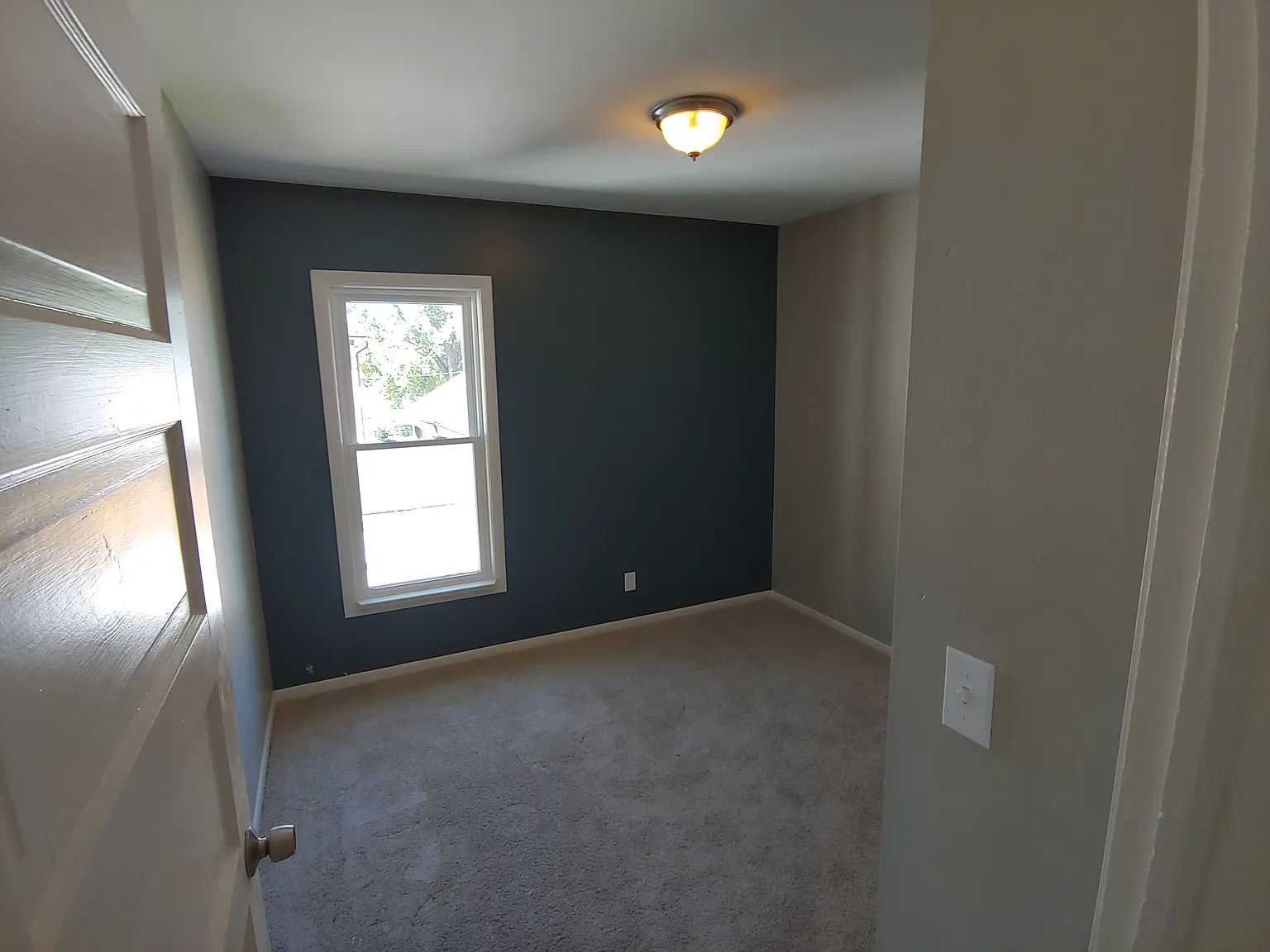 Flohr Ave, West Seneca — Photo 4