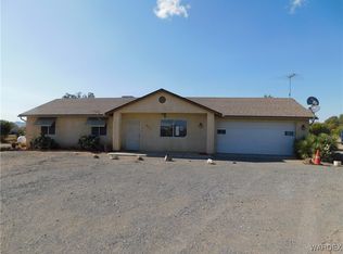 5611 W San Pedro Pl, Golden Valley, AZ 86413