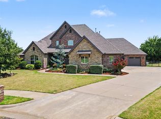 9300 NW 97th Cir, Yukon, OK 73099