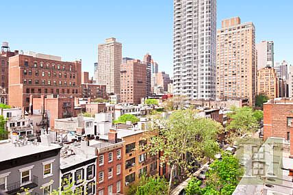 5th image of 251 E 32nd St #9H