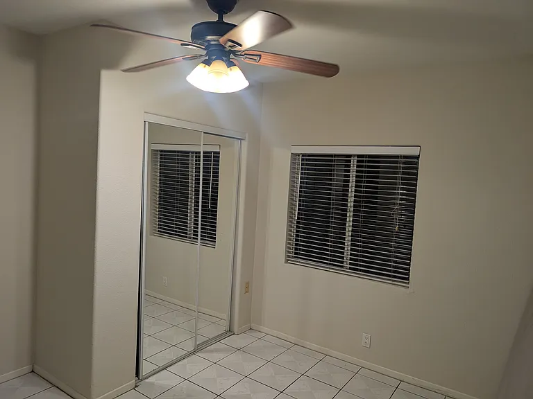 648 E Nocta St — Photo 4