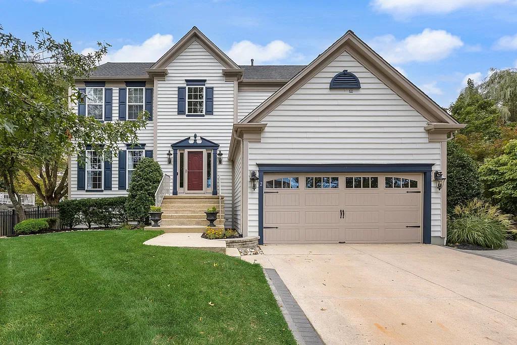 Property main image