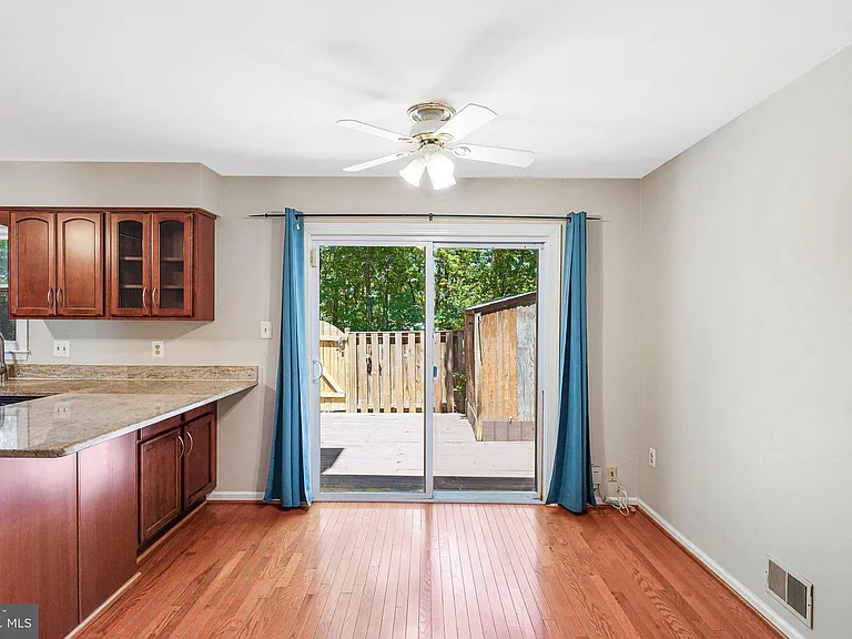 2852 Yarn Ct — Photo 12
