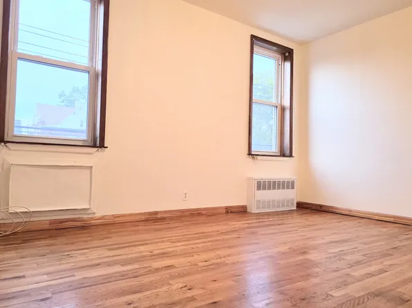 1201 Bay Ridge Parkway image 3 of 13