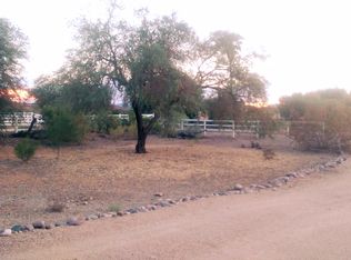 9825 S 30th Dr, Laveen, AZ 85339