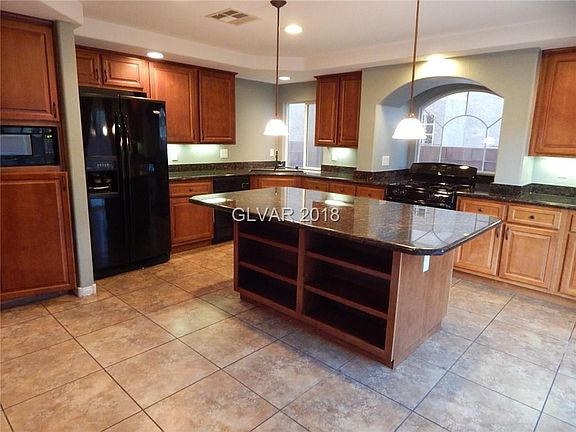 4th image of 6835 Villa Creek Ct